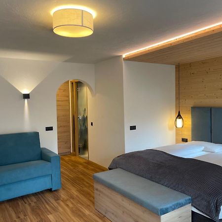 Guesthouse Rungg バディーア エクステリア 写真
