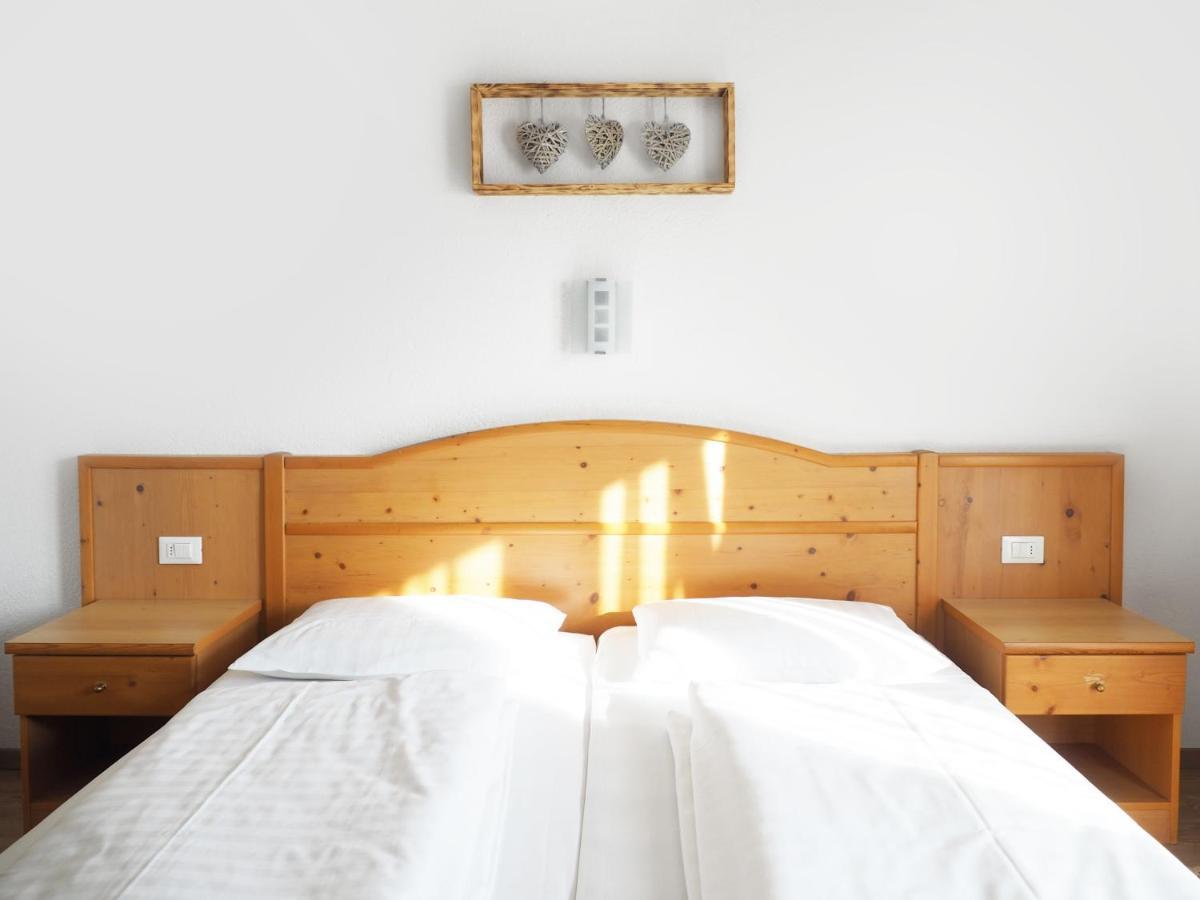 Guesthouse Rungg バディーア エクステリア 写真